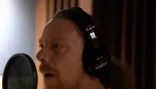 BIGBOMBACLAT emote for Discord