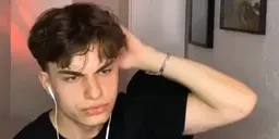 biziScraj emote for Discord