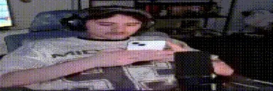 CloyousOnHisPhoneWhenHe emote for Discord