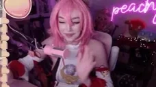 bpeachMikoCheer emote for Discord