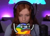 bnovaKiss emote for Discord