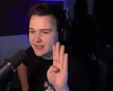 crowieGangSign emote for Discord