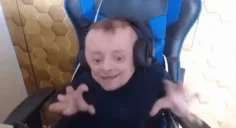 cypekBoobsy emote for Discord