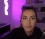 claraFinger3 emote for Discord