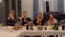 clap emote for Discord