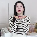 dubuKiss emote for Discord