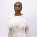 cynthiaShrug emote for Discord