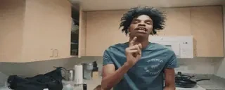 EbkJuvieJu emote for Discord