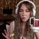 edelwSnacky emote for Discord