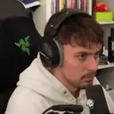 ekllsStare emote for Discord