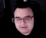 eldedKiss emote for Discord