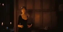 ElizabethBennetWalkingI emote for Discord