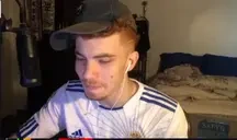 dumbixLaugh emote for Discord