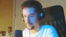 dyluTik emote for Discord