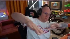 dziniDab emote for Discord