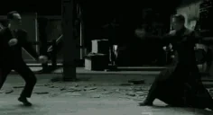 EMOTEWARS emote for Discord