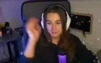 EmiHey emote for Discord