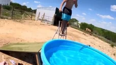 emoneyBellyFlop emote for Discord