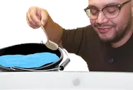 emoneyBathtub emote for Discord