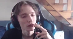 enghetFajka emote for Discord