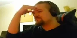 eqrozoJAM emote for Discord