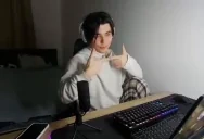 eropbl4Shy emote for Discord