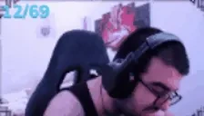 ErBleibtMoonKnightGegenHawkeye emote for Discord