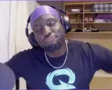 EstasEnserioAhoraMismo emote for Discord