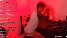 espoShake emote for Discord