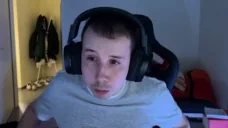 ElmoYapping emote for Discord