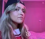 ellieLeaveFinger emote for Discord