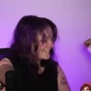 ElaineHide emote for Discord