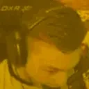 ElaMicGOLD emote for Discord