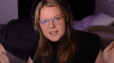 elainePewPew emote for Discord