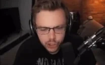 ElaShush emote for Discord