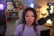 emyybuhOverShakeyFlipExplode emote for Discord