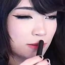 emiruBOOM emote for Discord