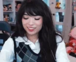 emiruRemindingYouHowPoorYouAre emote for Discord