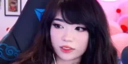 emiruNerd emote for Discord