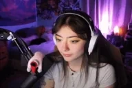 emilycDoMyDanceyDance emote for Discord