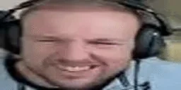 emilwide emote for Discord