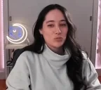 EmiWink emote for Discord