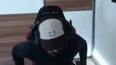 EmreClap emote for Discord