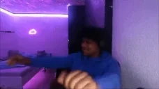 eyobPls emote for Discord