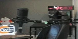 ezgiftest1 emote for Discord