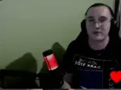 EZiKiss emote for Discord