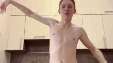 EzDance emote for Discord