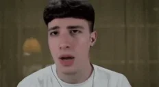 eskimoWAITWAITWAIT emote for Discord