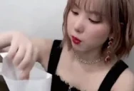 eunhaFeedMe emote for Discord