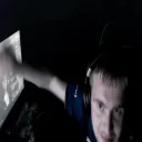 fevekbass emote for Discord